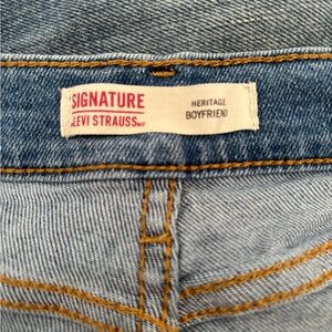 Levi's Signature women’s blue jeans